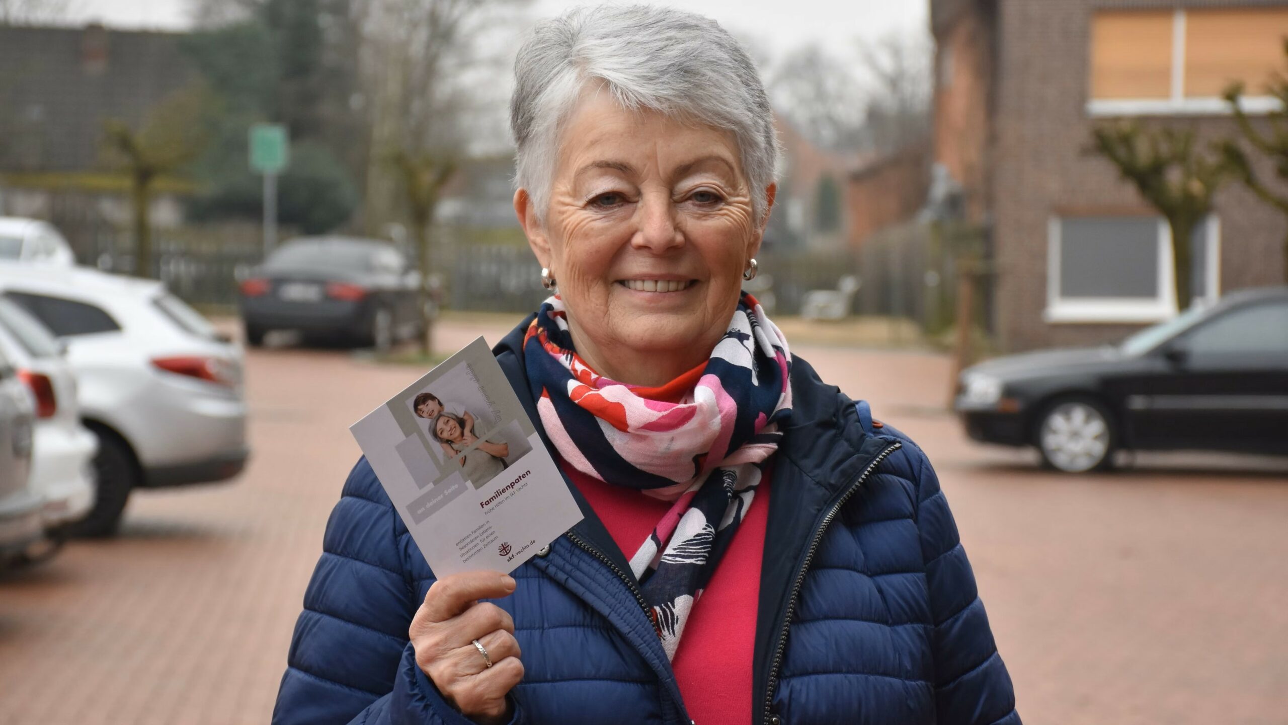 Porträt von Agnes Bünker aus Steinfeld, die sich als Familienpatin engagiert.